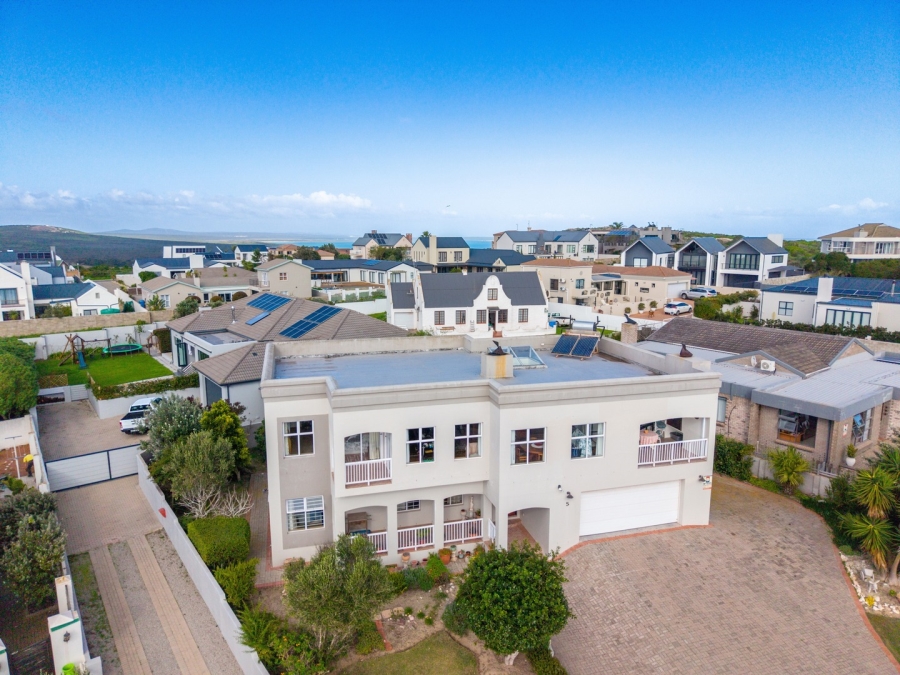 5 Bedroom Property for Sale in Myburgh Park Western Cape